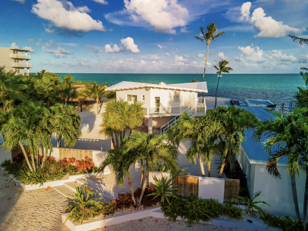 Islamorada Three Bedroom Home with Full Ocean View & Pool